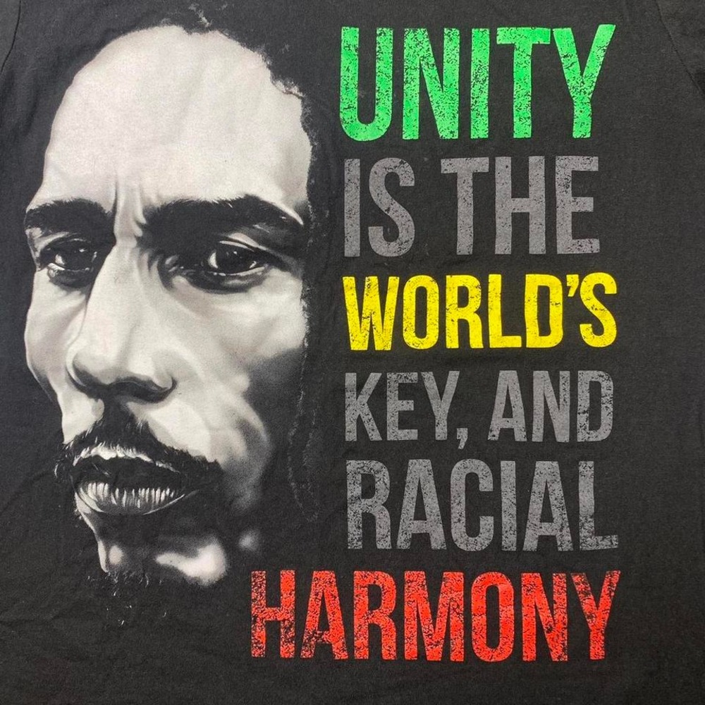 Bob Marley shirt‎